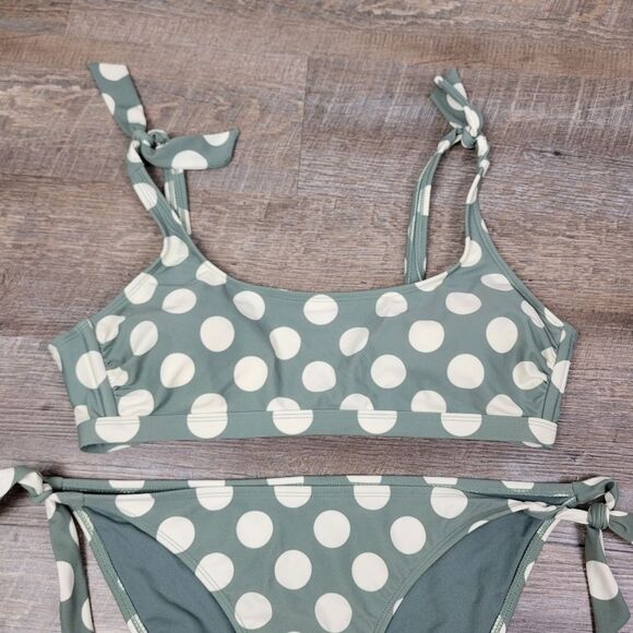 🎈Xhilaration sage green and cream polka dot bikini set - Picture 4 of 8